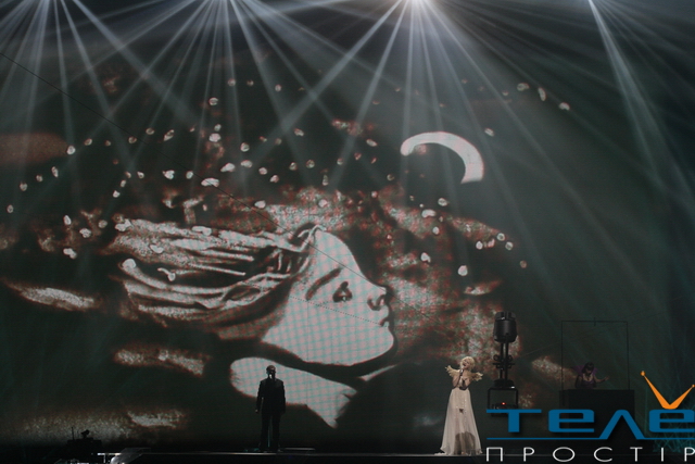 mika_on_stage